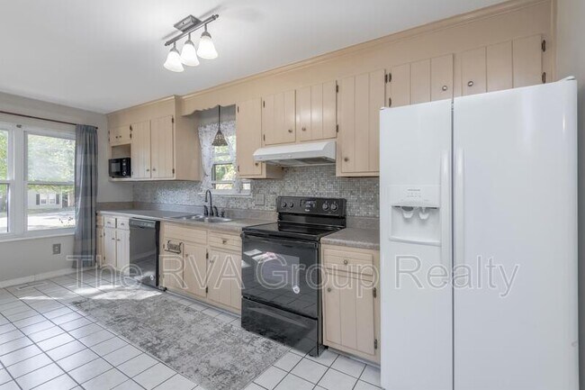 Building Photo - 10006 Redbridge Rd