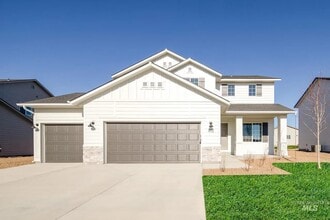 Building Photo - 812 Strike Eagle St