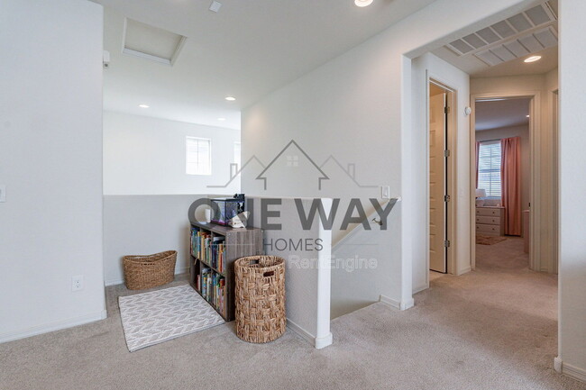 Building Photo - 5411 S Canyon Rim