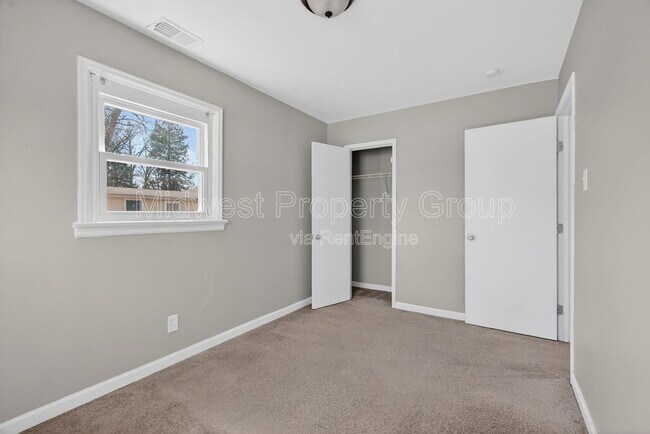 Building Photo - 12035 Krenning Ln