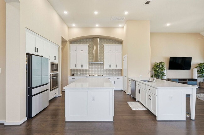 Building Photo - 2239 Plum Creek Dr