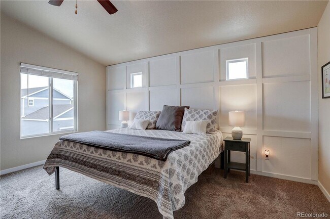 Building Photo - Beautiful 3 Bedroom 3 Bath Home Available ...