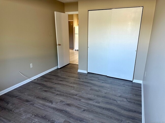 Building Photo - 1119 Harbor View Dr