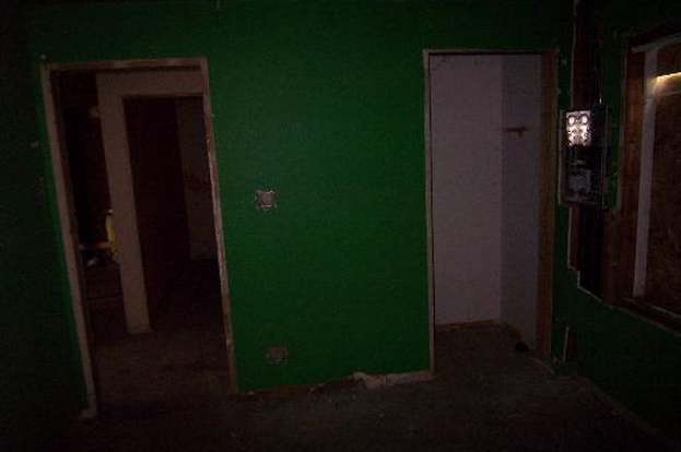 Building Photo - 14730 Honore Ave