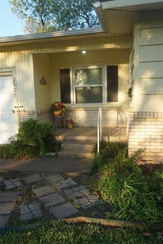 Building Photo - 2121 N Alexander St