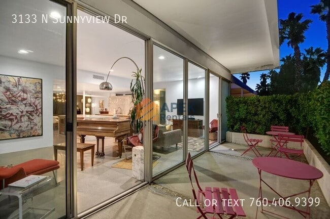 Building Photo - 3133 N Sunnyview Dr