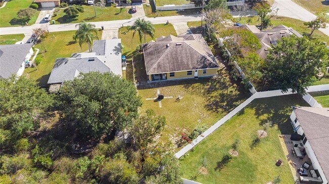 Building Photo - 820 Westbrook Terrace