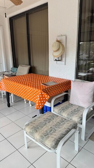 Building Photo - 5267 Europa Dr