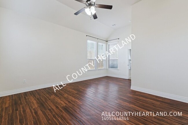 Building Photo - 1403 Zachary Ln