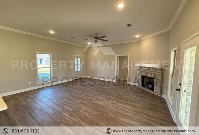 Building Photo - 563 Patrick Farms Dr