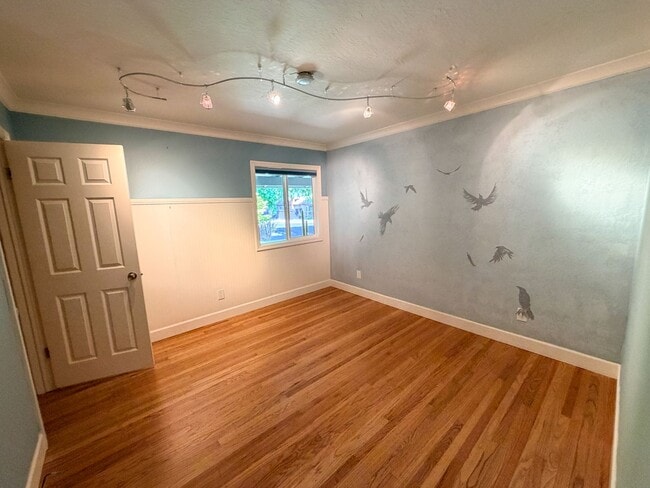 Building Photo - Spanish Style Home in Livermore Available Now!