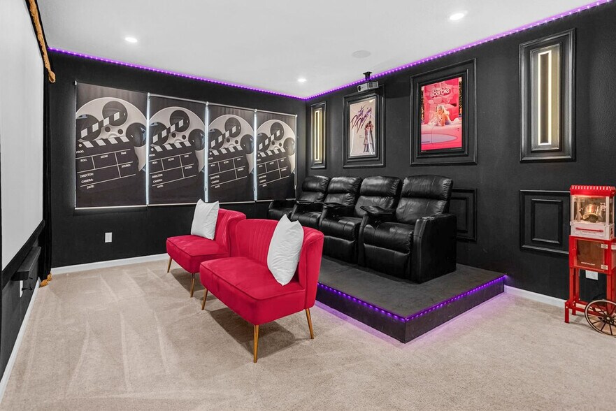 Building Photo - 2560 Shanti Dr