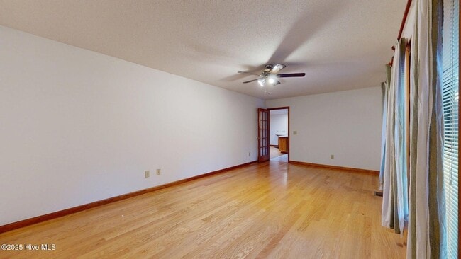 Building Photo - 1236 Rays Bridge Rd