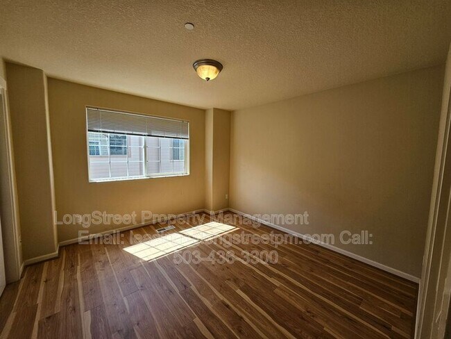 Building Photo - 14976 NW Orchid St