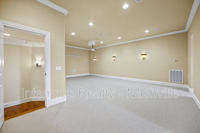 Building Photo - 7 Crooked Stick Ln