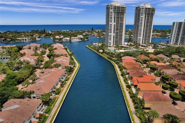 Building Photo - 3757 NE 208th Terrace