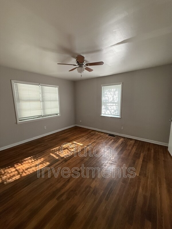 Building Photo - 4112 Truman Ave