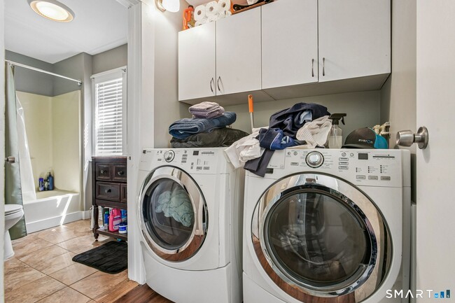 Building Photo - 91 N Orchard St