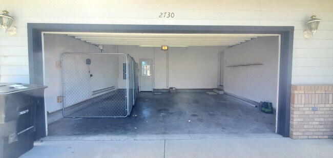 Building Photo - Large 5 bedroom home in Briarwood