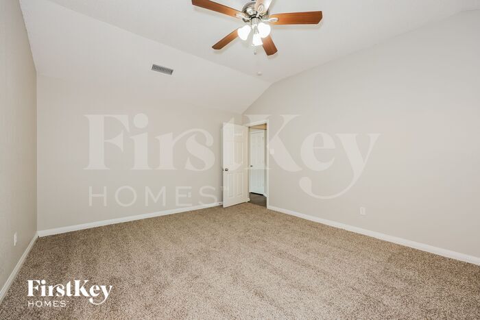 Building Photo - 2437 Slaton Dr