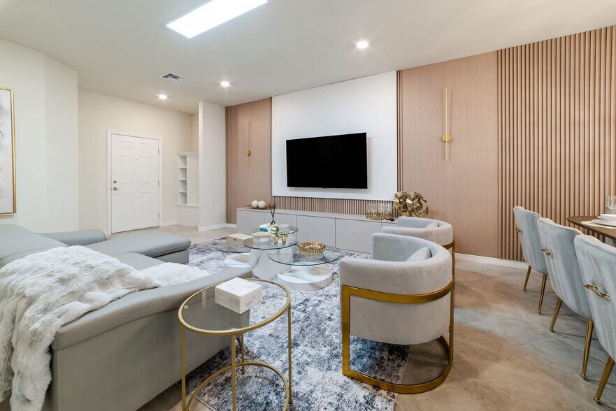 Building Photo - 15871 Cape Coral Lp