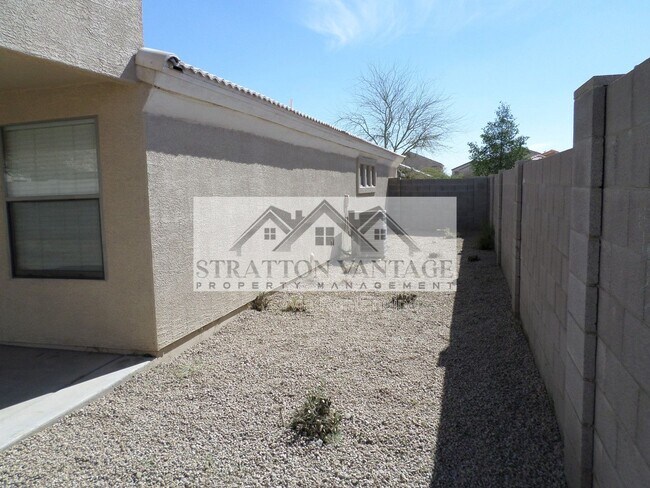 Building Photo - 7182 W Stella Ave