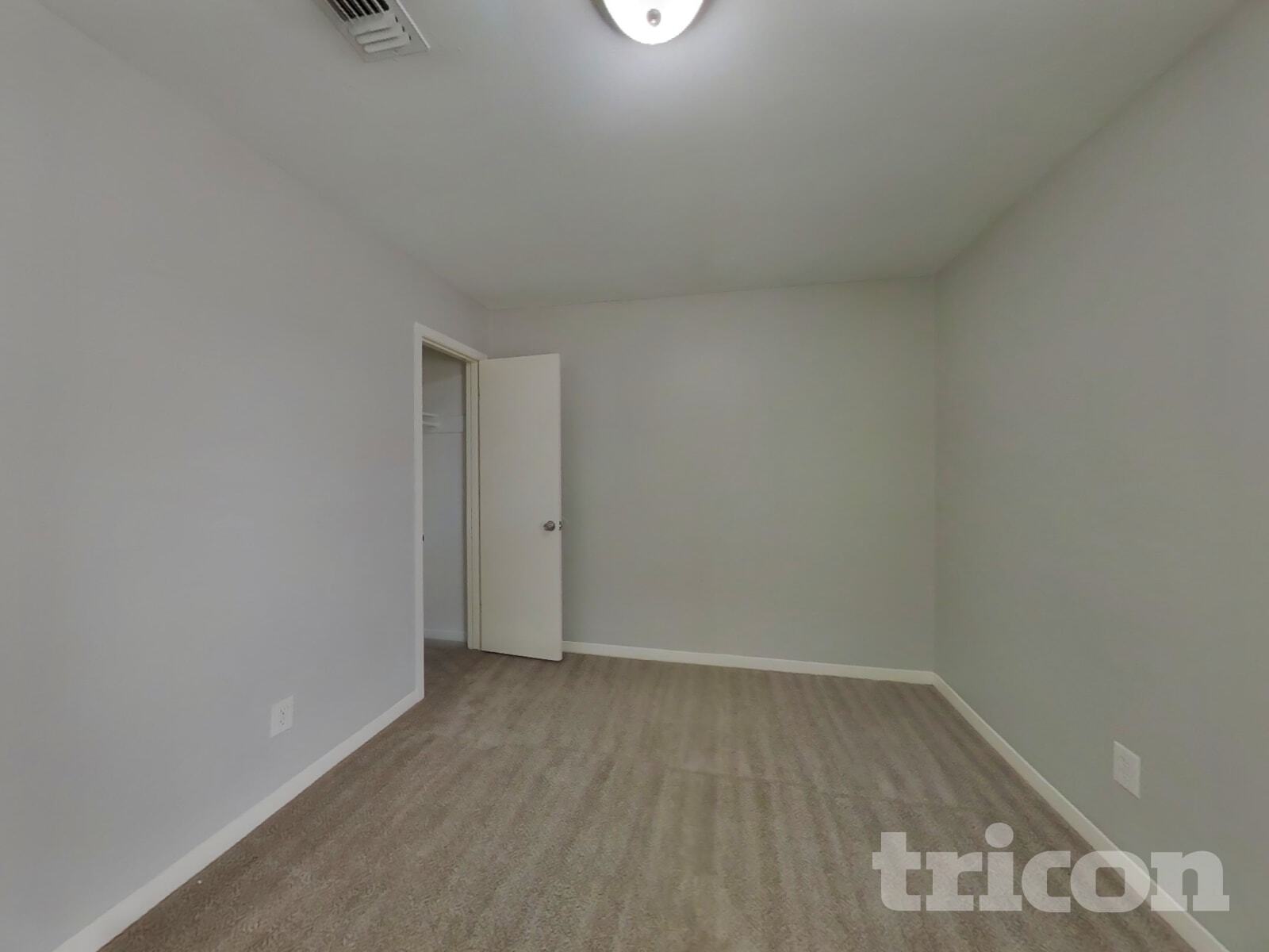 Building Photo - 6422 French Chateau Dr