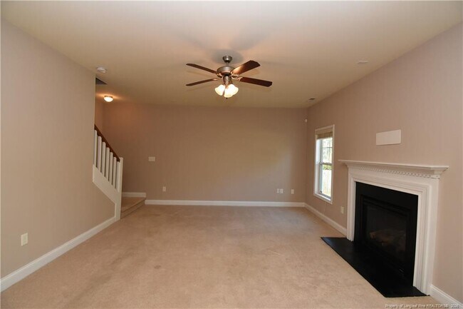 Building Photo - 148 S Prince Henry Way