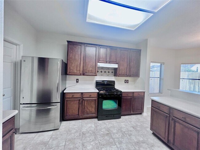Building Photo - 2519 Silver Meadow Dr