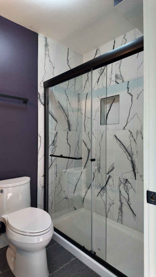 Building Photo - Modern Brand New 2 Bdrm in OTR – Stylish Finishes!