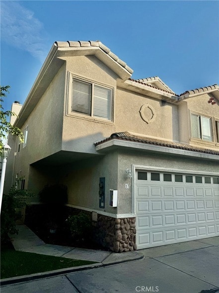 Building Photo - 18930 Sherman Way