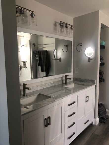 Master bath - 1025 Sherbrooke Rd