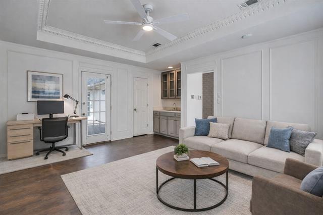 Building Photo - 7317 Century Dr