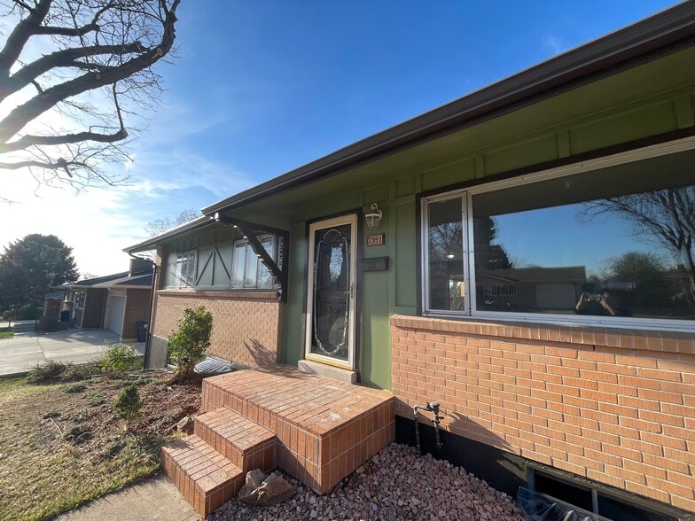 Building Photo - 7991 E Hampden Cir