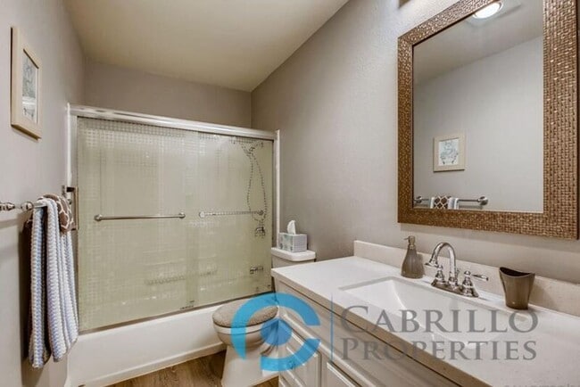 Building Photo - 5350 Baltimore Dr