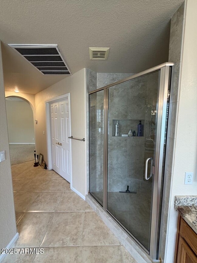 Building Photo - 9216 S 47th Pl