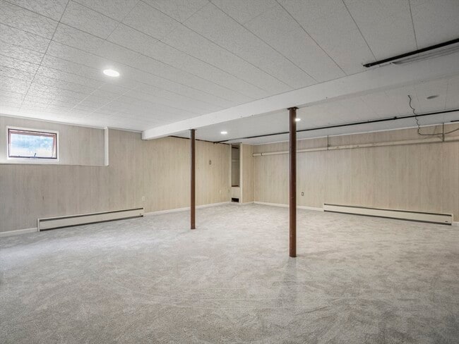 Building Photo - 40 Langley Ln