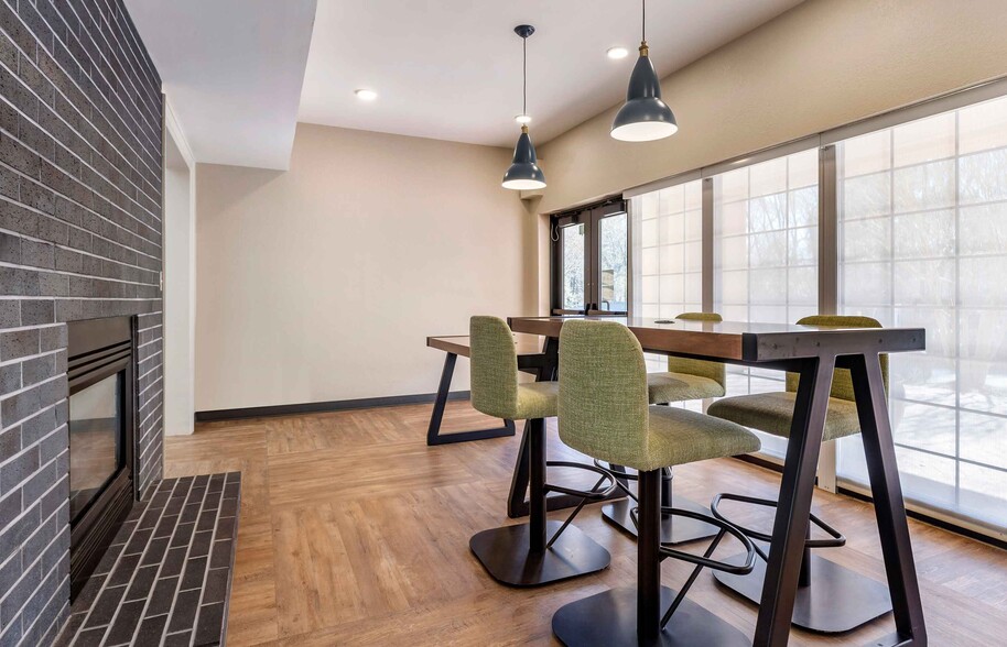 Building Photo - Furnished Studio-Charlotte - Pineville - P...