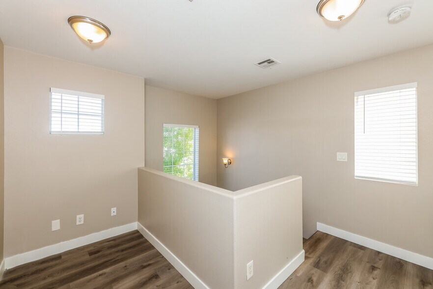 Building Photo - 7309 Bindweed Rd