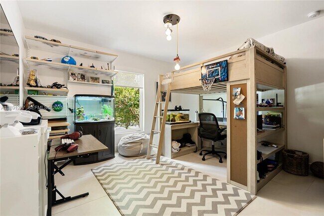 Building Photo - 7705 SW 171st Terrace