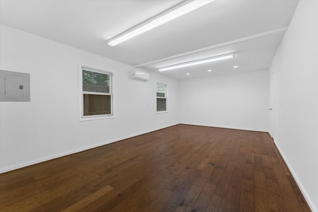 Building Photo - 4206 Law St