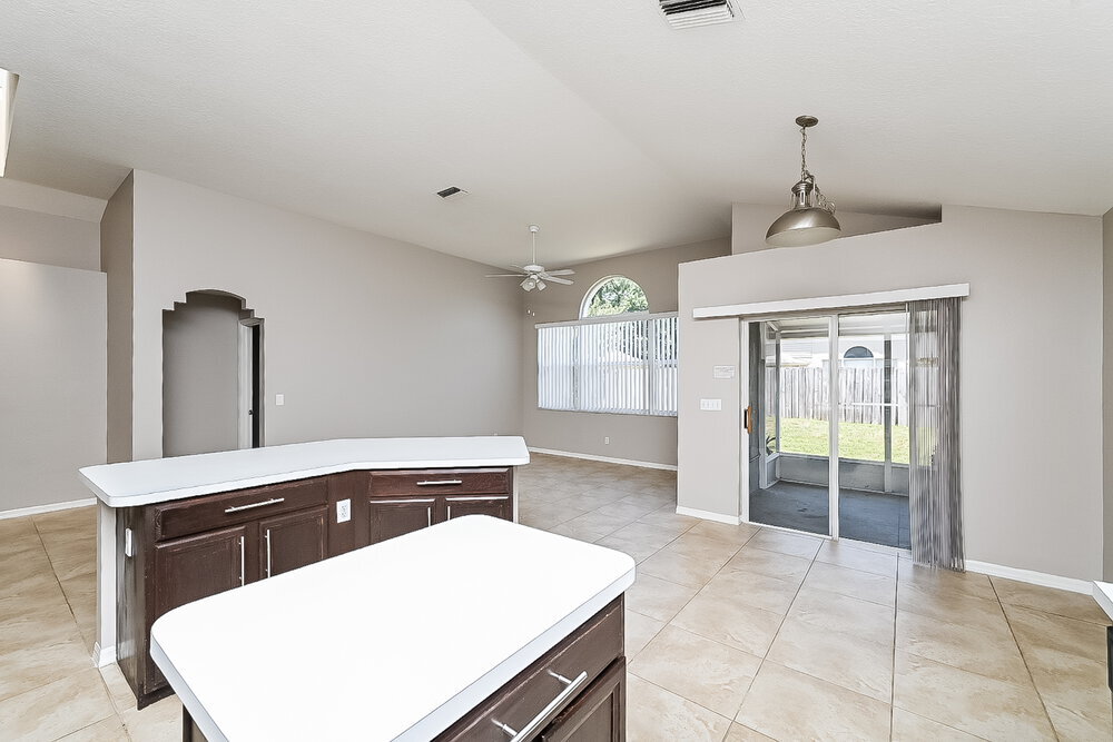 Building Photo - 6152 Weatherwood Cir