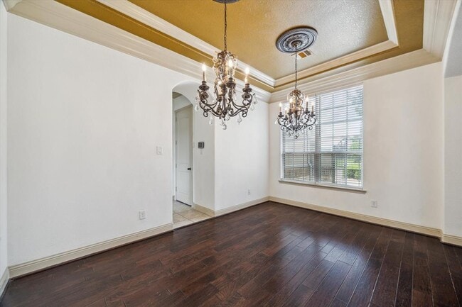 Building Photo - 27 Tioga Pl