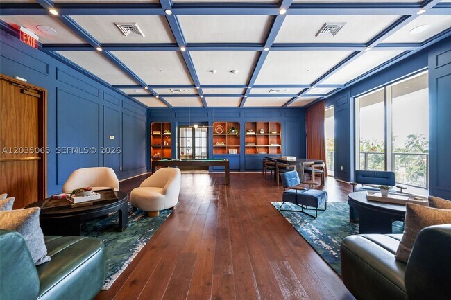Building Photo - 2678 Tigertail Ave