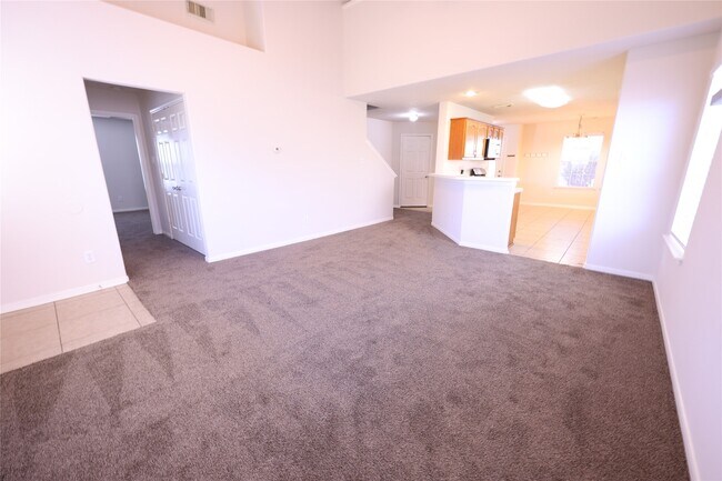 Building Photo - 1007 Harrisburg Ct