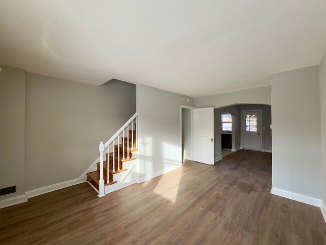 Building Photo - Charming 2 Bedroom/2 Bathroom Townhome in Joseph Lee Neighborhood, Baltimore, MD!