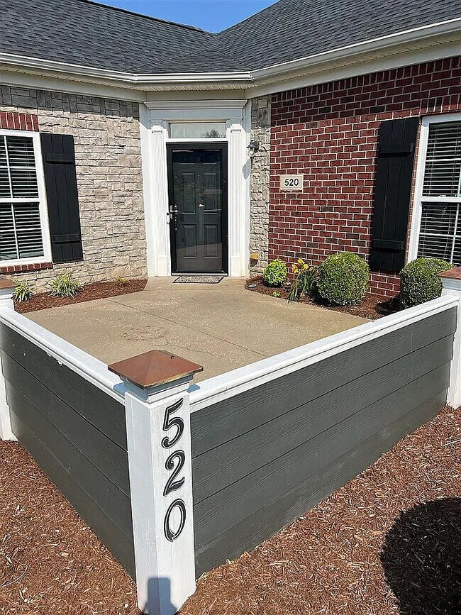 Building Photo - 2500 Crossings Blvd