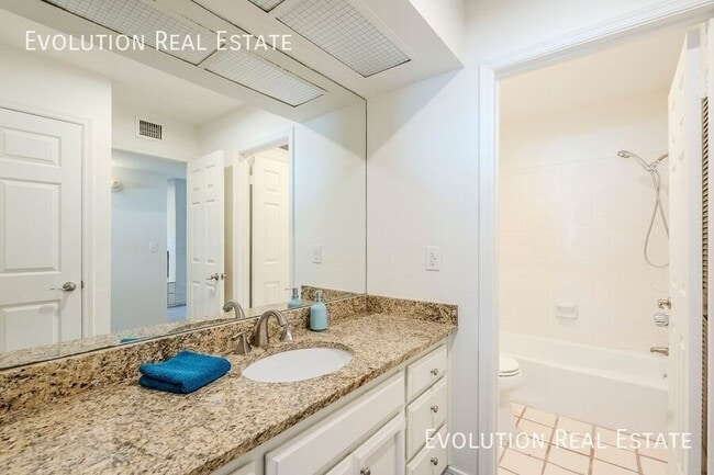 Building Photo - 7502 E. Thomas-105