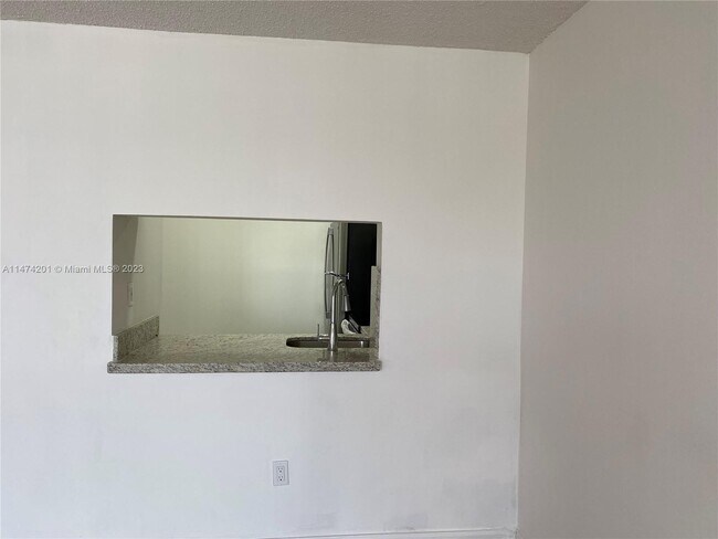 Building Photo - 486 NW 165th St