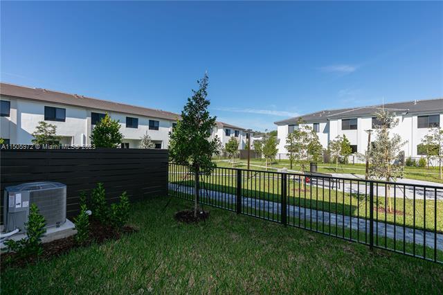 Building Photo - 8321 SW 121st Ter